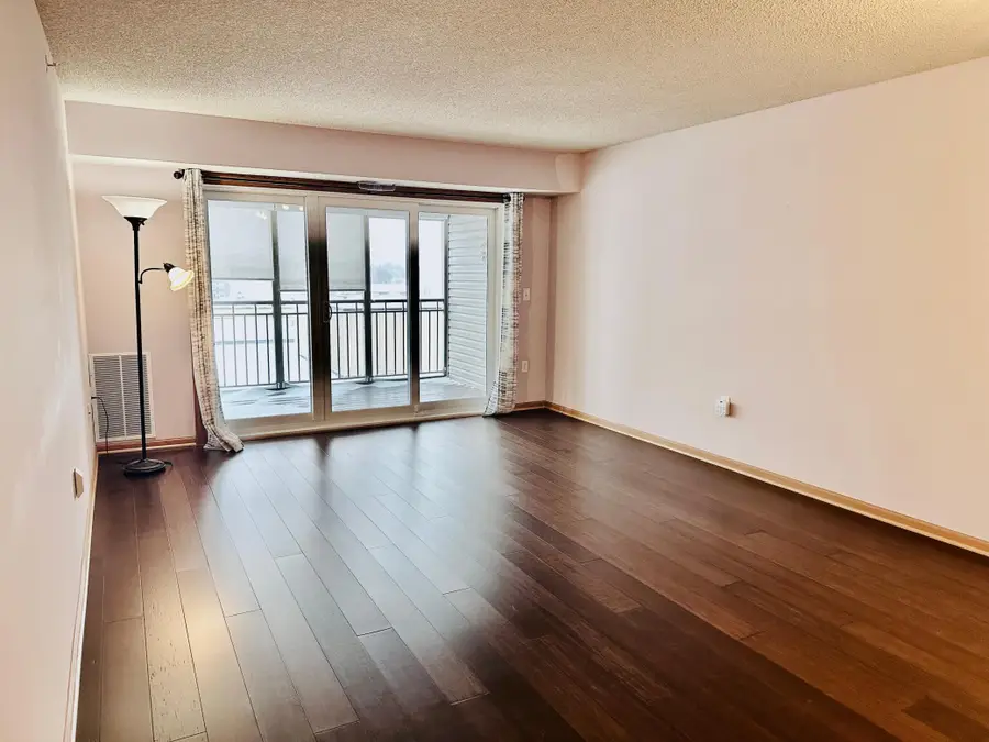 2231 Penn Place #322, North Saint Paul, MN 55109 - Image #3