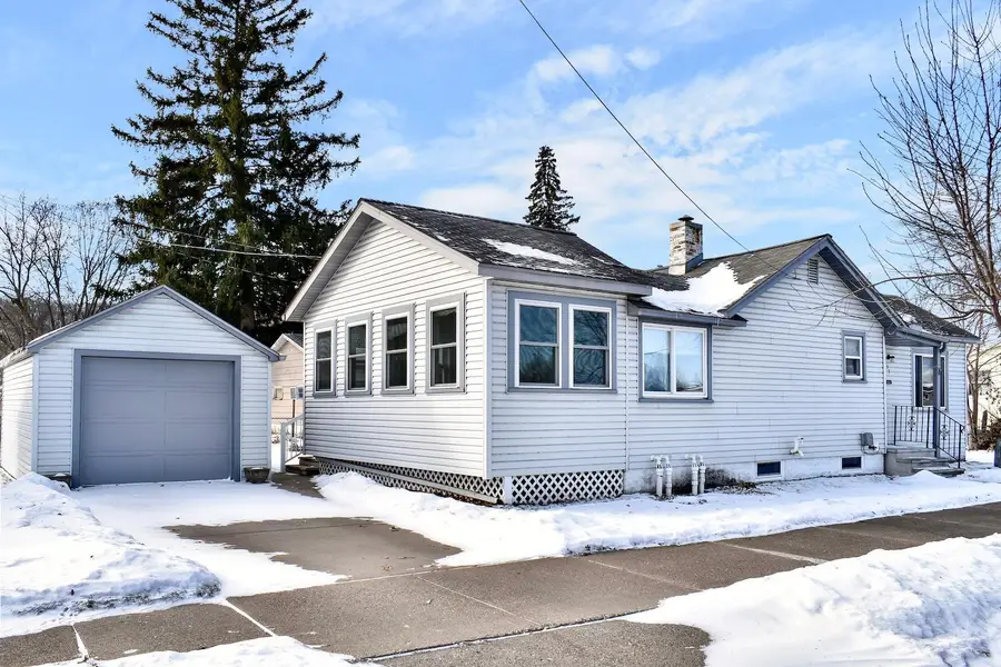 55 E Belleview Street, Winona, MN 55987 - Image #2