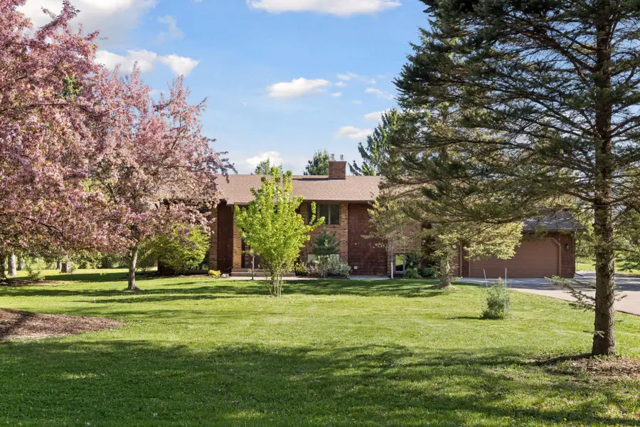 7 Doral Road, Dellwood, MN 55110 - #3