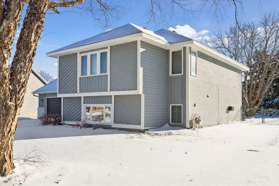 8724 Loch Lomond Boulevard, Brooklyn Park, MN 55443 - Image #3