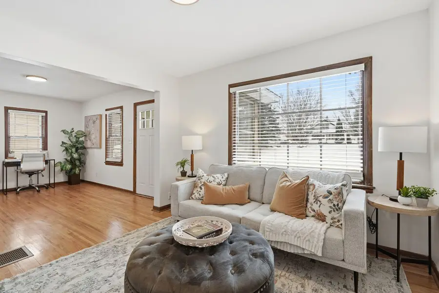 1981 Minnehaha Avenue E, Saint Paul, MN 55119 - #3