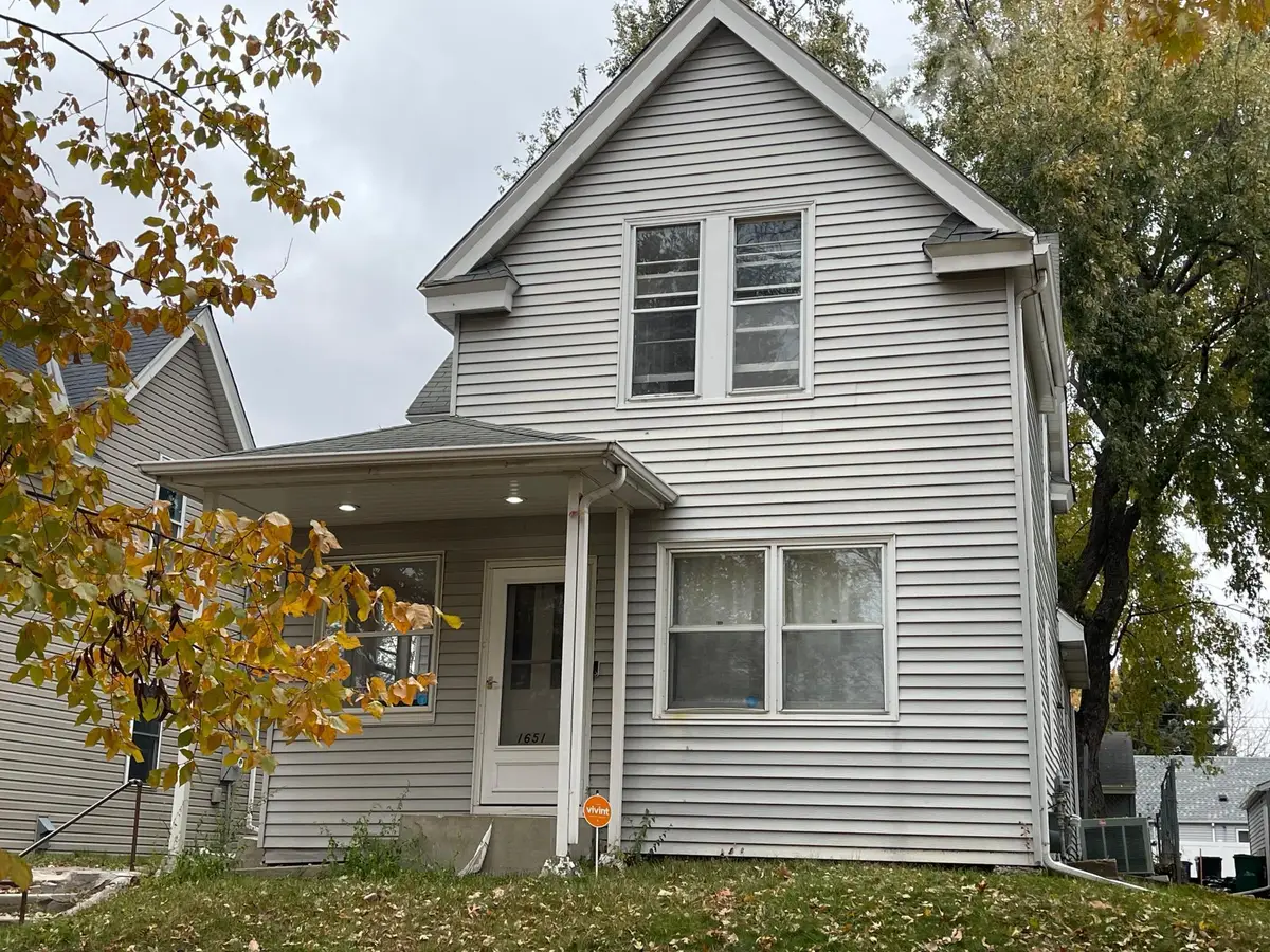 1651 4th Street E, Saint Paul, MN 55106 - #1