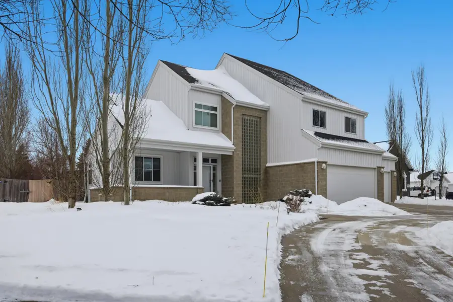 5027 Rose Creek Parkway S, Fargo, ND 58104 - Image #2