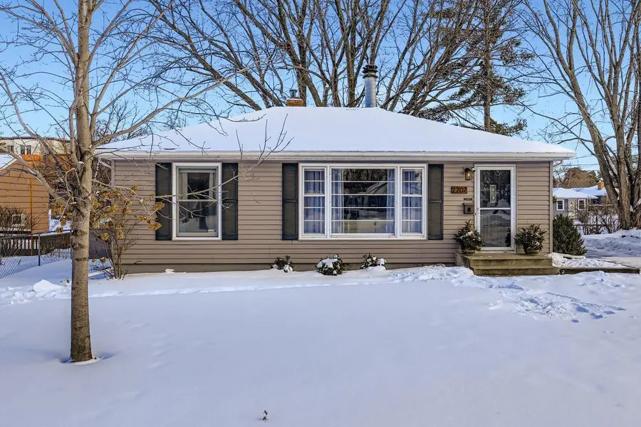 2207 Jersey Avenue S, Saint Louis Park, MN 55426 - Image #2