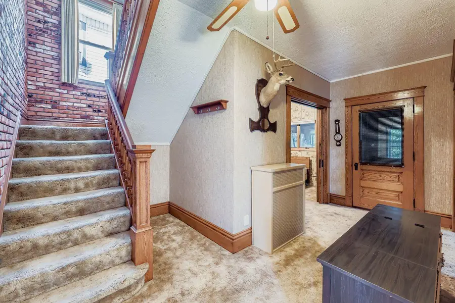 1118 Marshall Avenue, Saint Paul, MN 55104 - Image #3