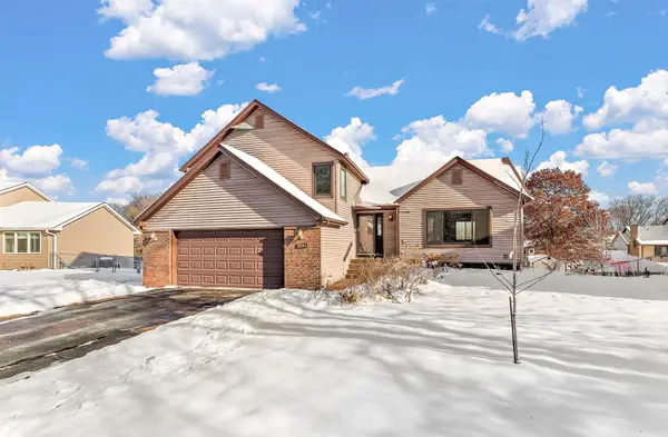 2161 Heron Avenue N, Oakdale, MN 55128