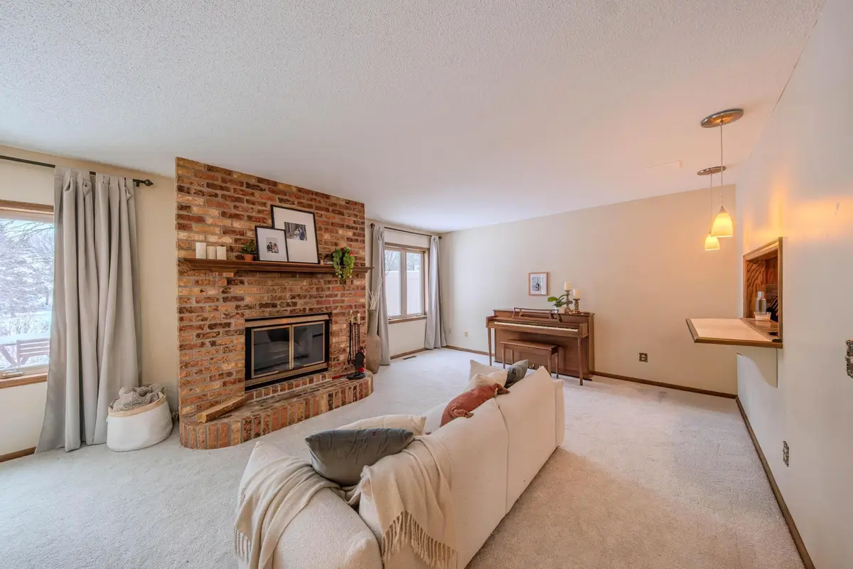 85 121st Avenue Nw, Coon Rapids, MN 55448 - Image #1