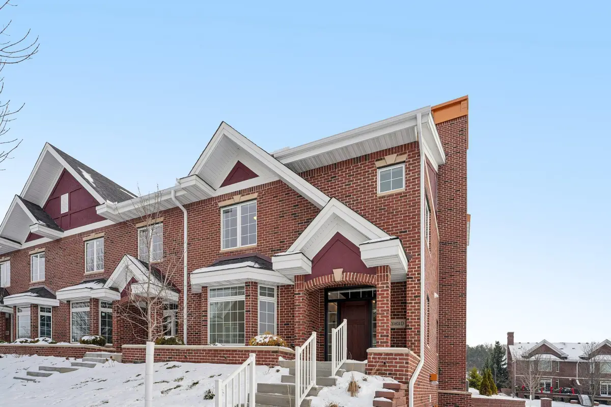 10814 Falling Water Lane #D, Woodbury, MN 55129 - Image #1