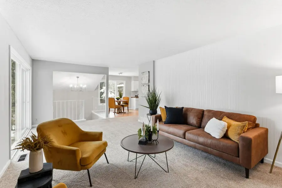 144 Avignon Court #13, Woodbury, MN 55125 - Image #3