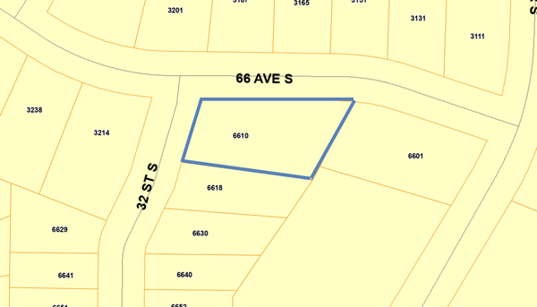 6610 32nd Street S, Fargo, ND 58102