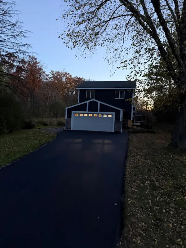 7661 208th Street N, Forest Lake, MN 55025