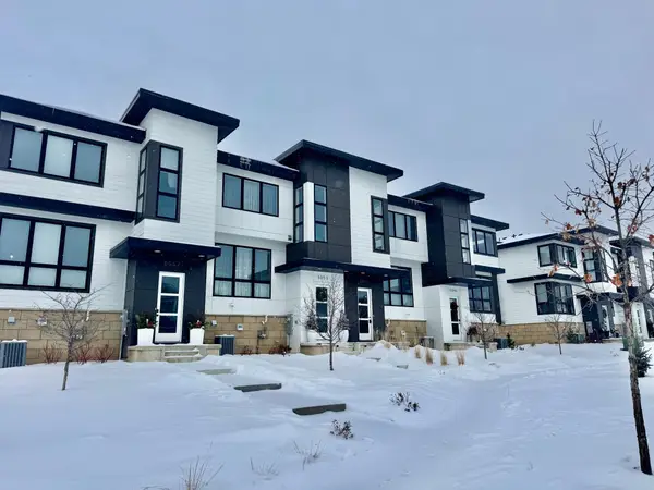 5049 161st Street W, Lakeville, MN 55044