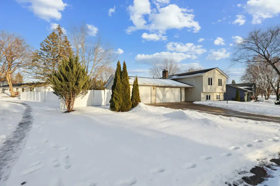 4943 142nd Street W, Apple Valley, MN 55124 - Image #3