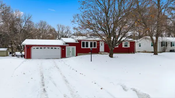 6631 Elmwood Drive, Rockford, MN 55373