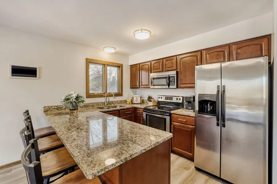 10391 Greyfield Court, Eden Prairie, MN 55347 - Image #2