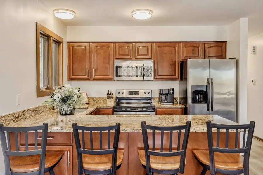 10391 Greyfield Court, Eden Prairie, MN 55347 - Image #3