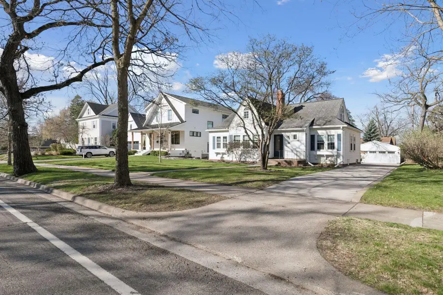 4380 Wooddale Avenue, Saint Louis Park, MN 55424 - #2