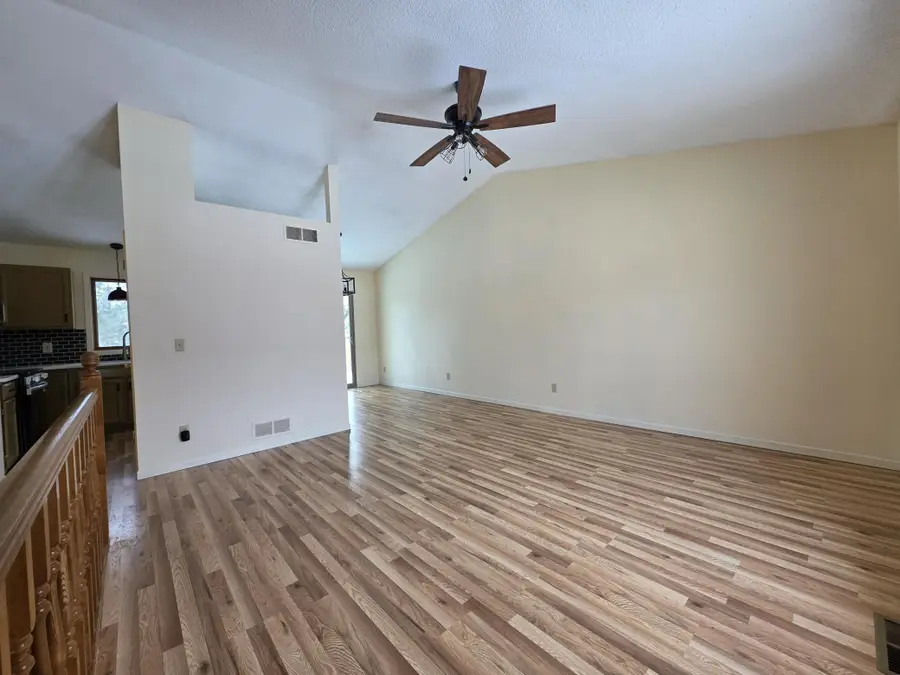 3914 Westbury Trail, Eagan, MN 55123 - Image #3