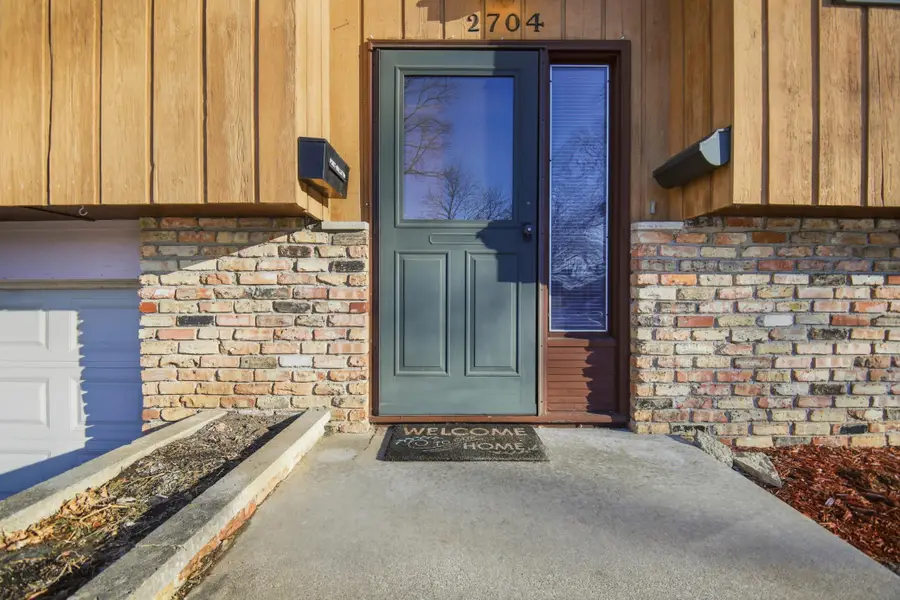 2704 5th Avenue Nw, Rochester, MN 55901 - #2