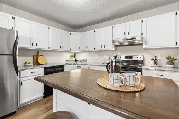 2240 Ridge Drive #13, Saint Louis Park, MN 55416