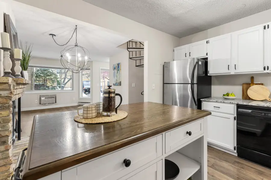 2240 Ridge Drive #13, Saint Louis Park, MN 55416 - Image #3