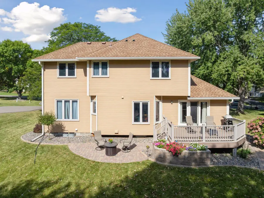 15637 91st Avenue N, Maple Grove, MN 55369 - #3