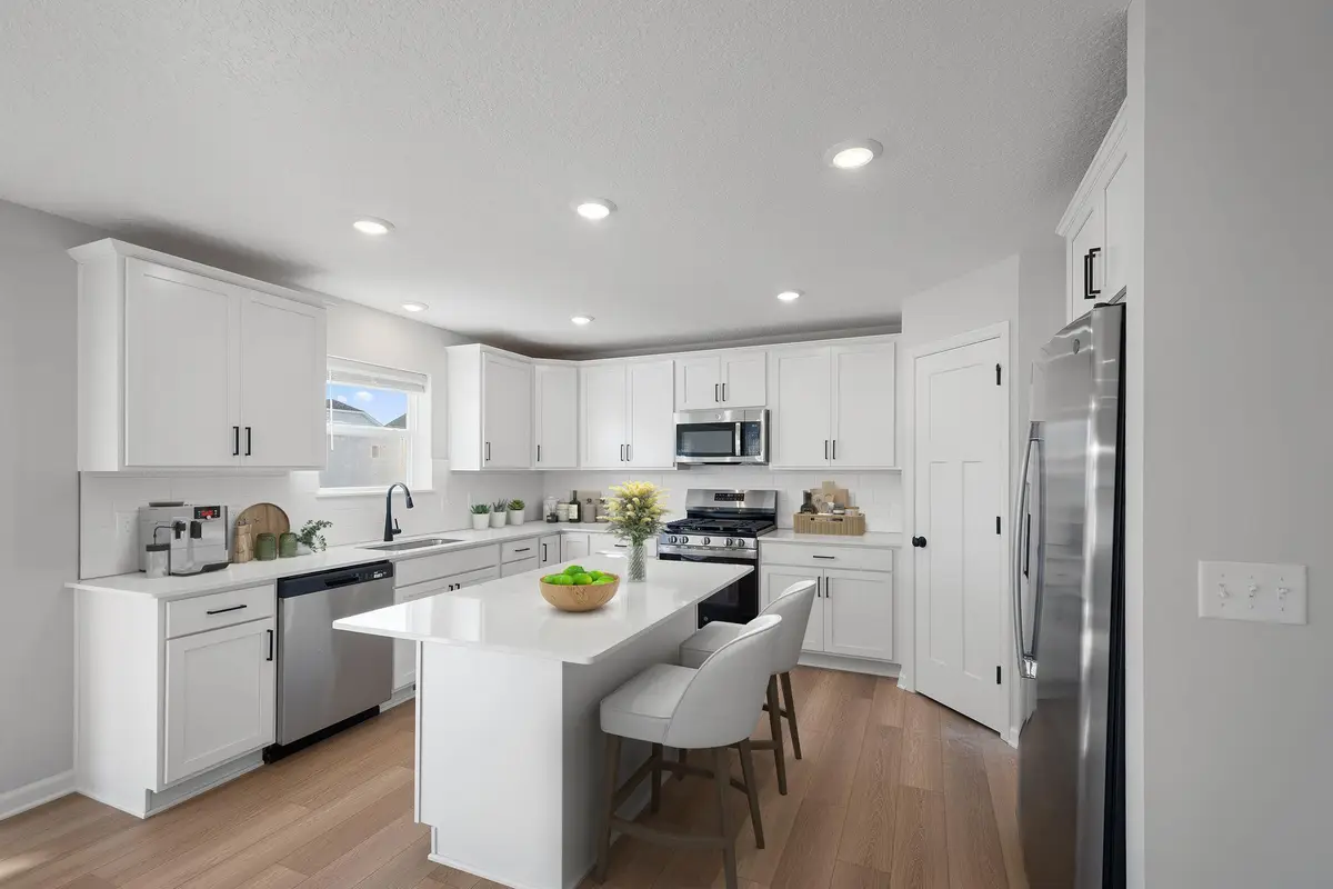 10419 Glenbrook Avenue S, Cottage Grove, MN 55016 - Image #1