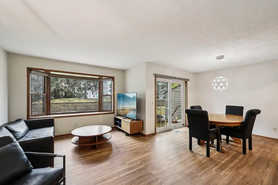 320 Karen Lane Ne, Columbia Heights, MN 55421 - Image #2