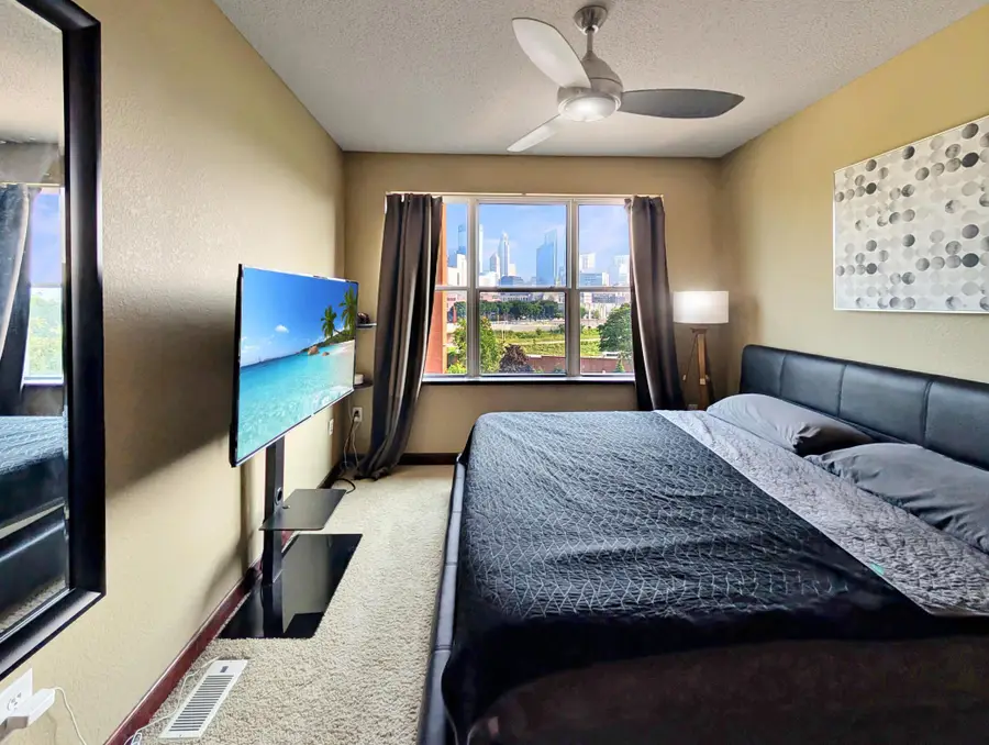 308 E 18th Street #305, Minneapolis, MN 55404 - #2