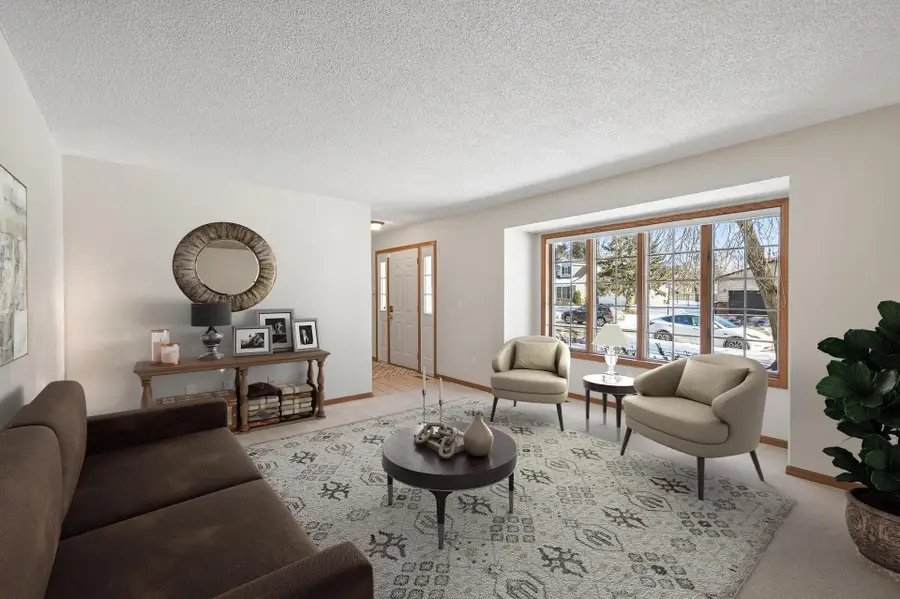 268 Shamrock Drive, Mahtomedi, MN 55115 - #2