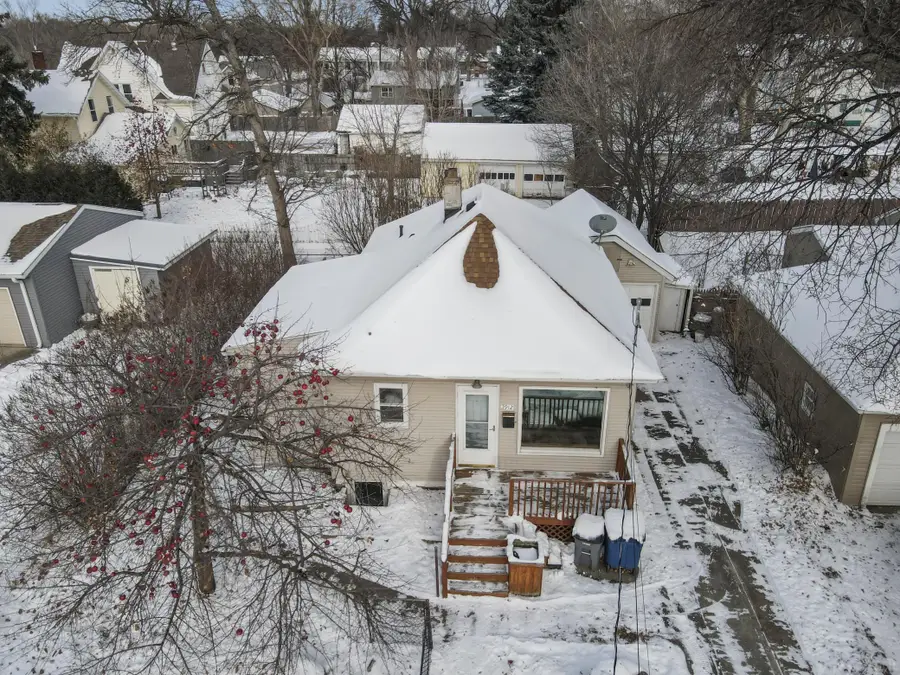 912 3rd Avenue N, Moorhead, MN 56560 - Image #2