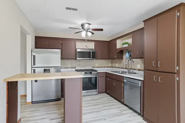 3230 Edgerton Street, Vadnais Heights, MN 55127