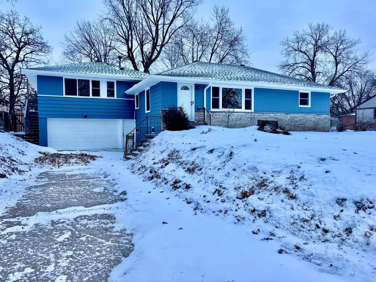 7541 4th Street Ne, Fridley, MN 55432 - Image #1