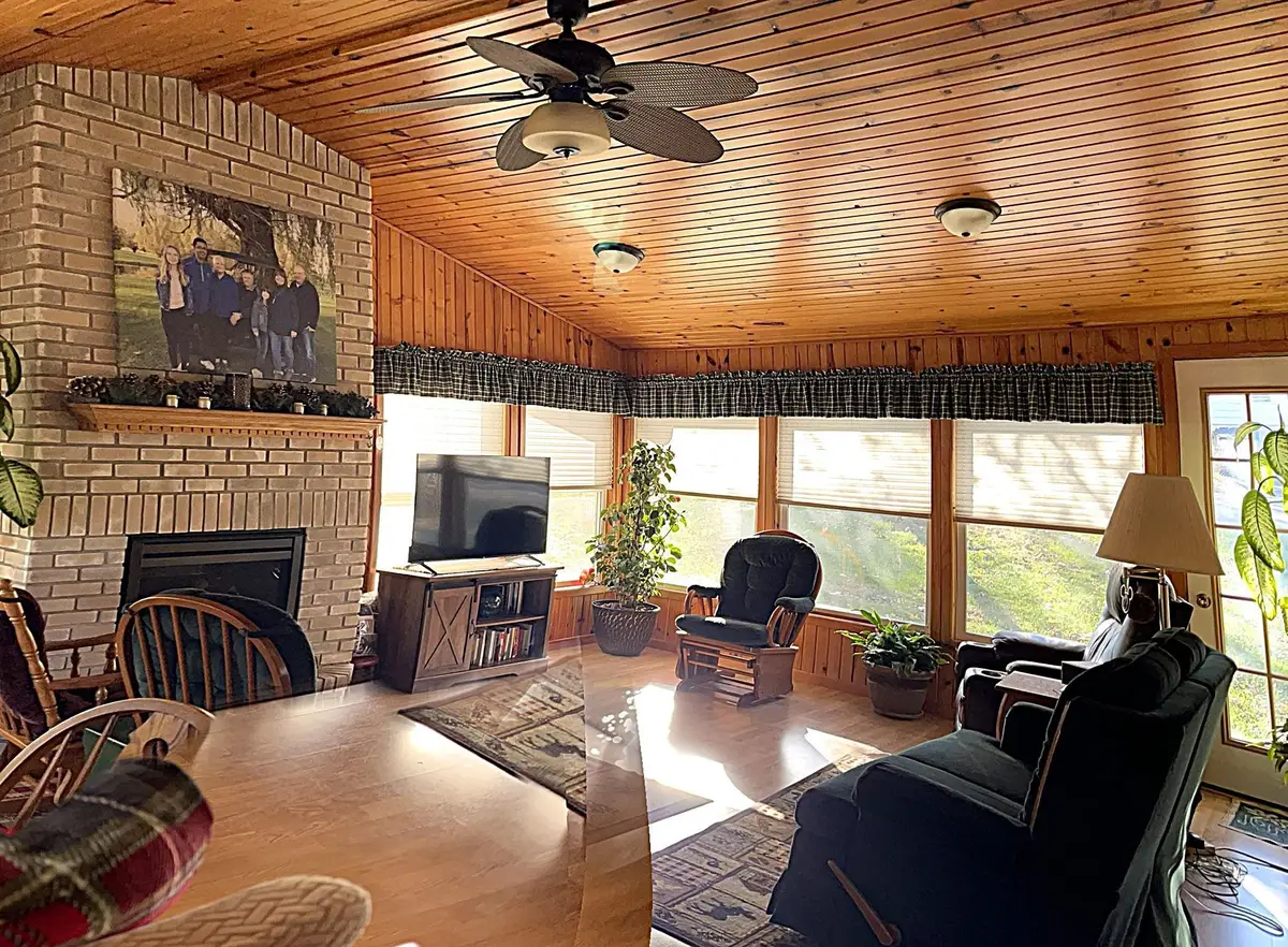 335 E Sorenson Avenue, Appleton, MN 56208 - #1