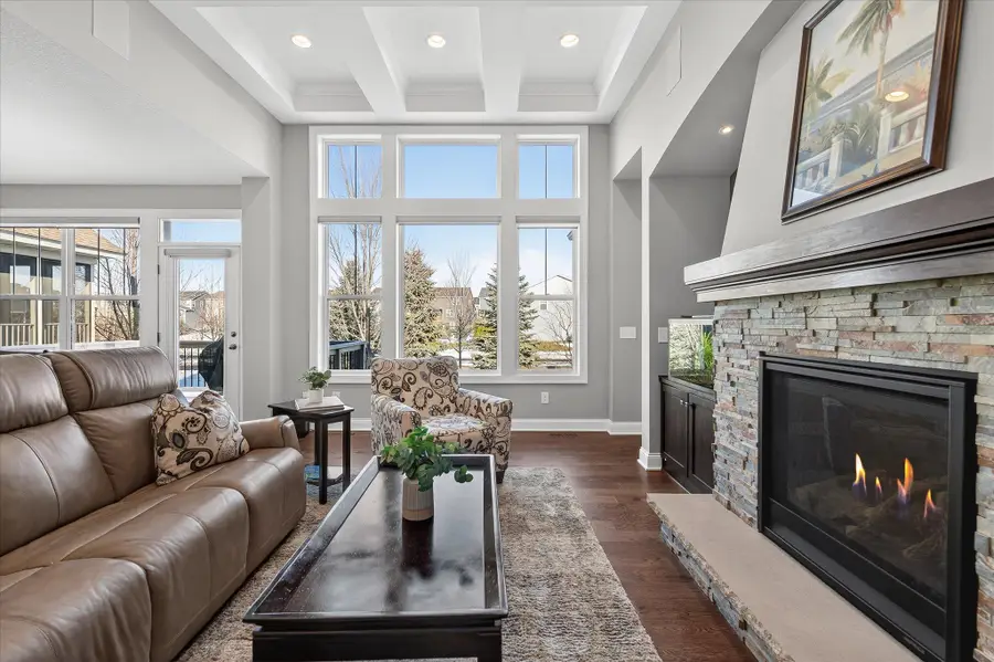 15623 Eddington Way, Apple Valley, MN 55124 - Image #2