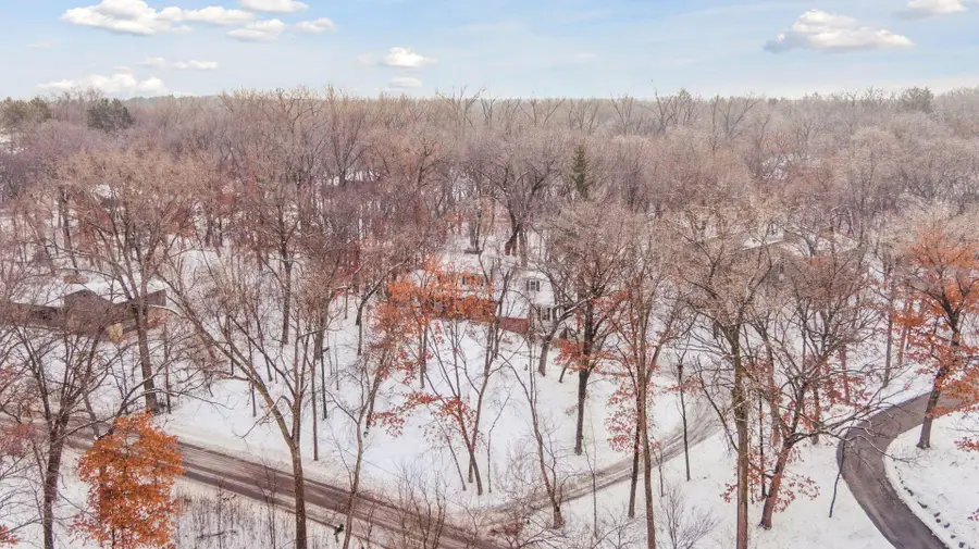 20 Spring Farm Lane, North Oaks, MN 55127 - Image #3