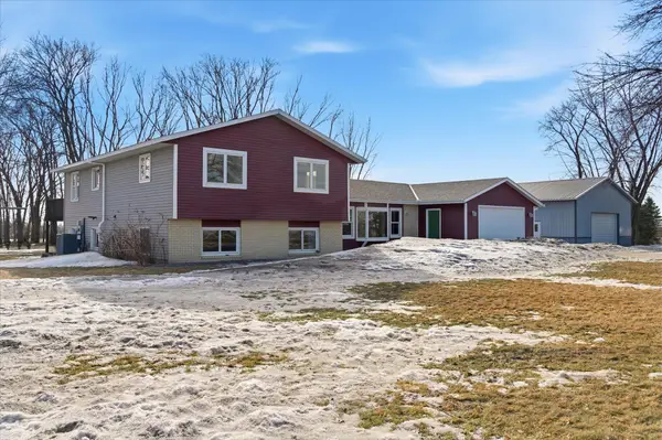 20445 300th Street, New Prague, MN 56071