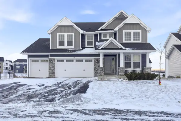 975 Spancil Hill Way, Woodbury, MN 55129