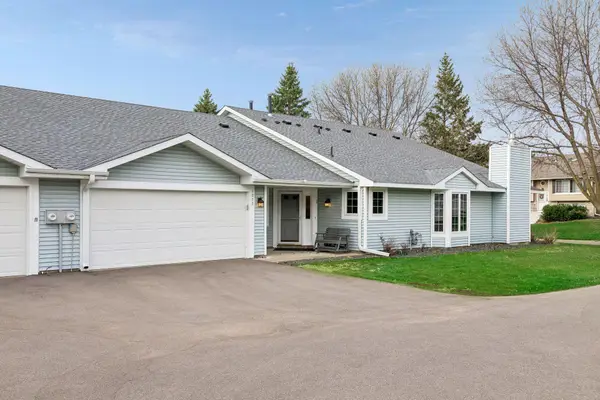 1275 Hilo Avenue N, Oakdale, MN 55128