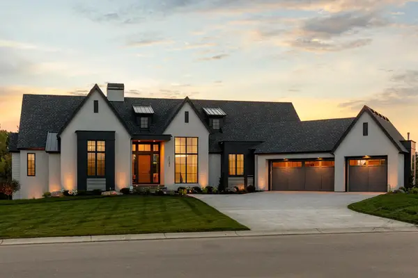 2045 Bridgevine Court, Independence, MN 55359