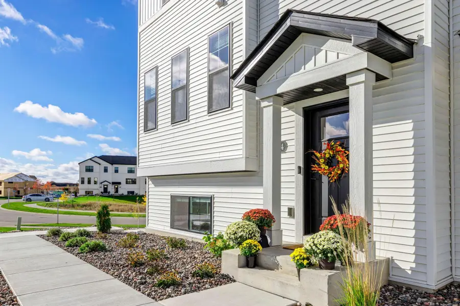 10244 Birchwood Circle, Victoria, MN 55318 - Image #2