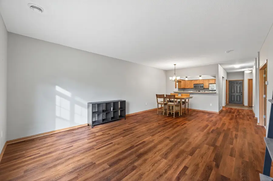 1099 Barclay Street, Saint Paul, MN 55106 - Image #2