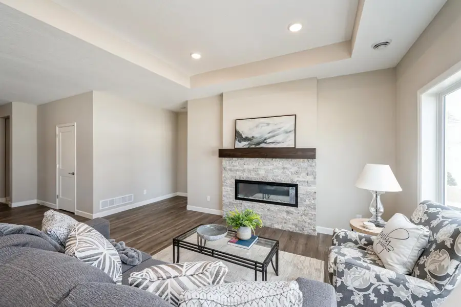 7872 Willowbrook Court, Rockford, MN 55373 - Image #3