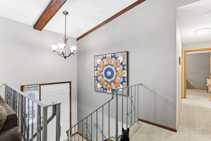 4226 Bridgewood Terrace, Vadnais Heights, MN 55127 - Image #3