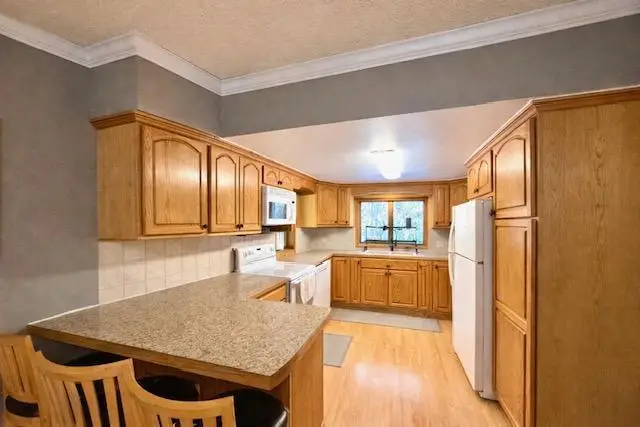 619 Main Street E, Caledonia, MN 55921 - Image #2