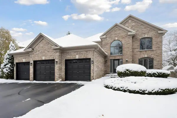 639 Carver Bluffs Parkway, Carver, MN 55315