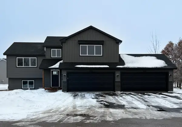 4616 9th Street Ne, Saint Cloud, MN 56304