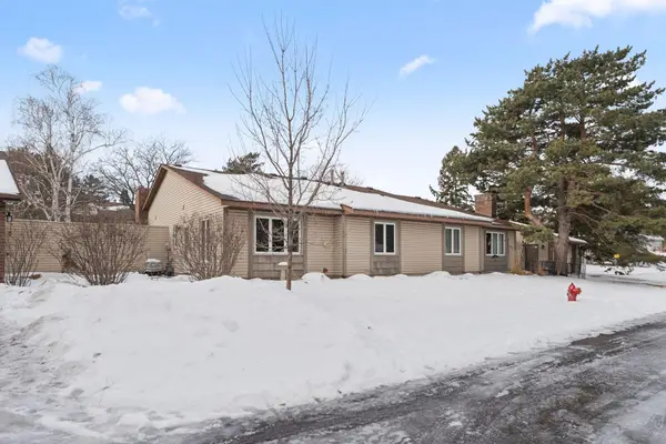 4677 Stavern Point, Eagan, MN 55122