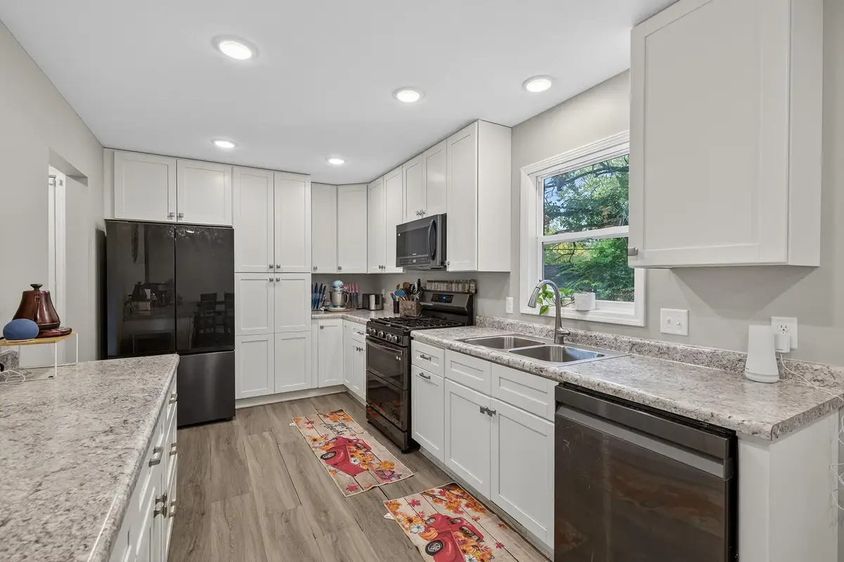 3425 Zenith Avenue N, Robbinsdale, MN 55422 - #1