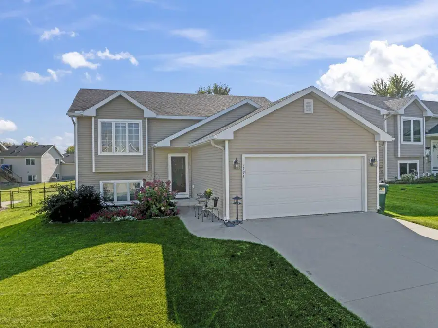 2794 Tomah Place Nw, Rochester, MN 55901 - Image #2